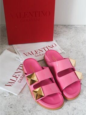 NEW Valentino Pink Patent Leather Oversized Stud Sandals w/ Box & Dust Bags